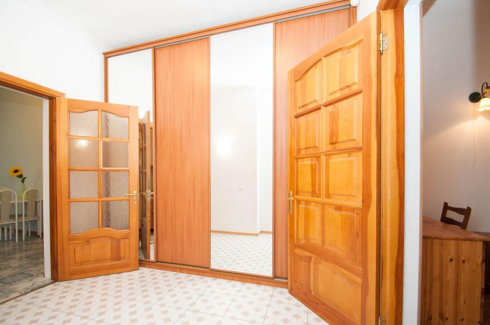 Hostel Kreschatik Κίεβο Εξωτερικό φωτογραφία
